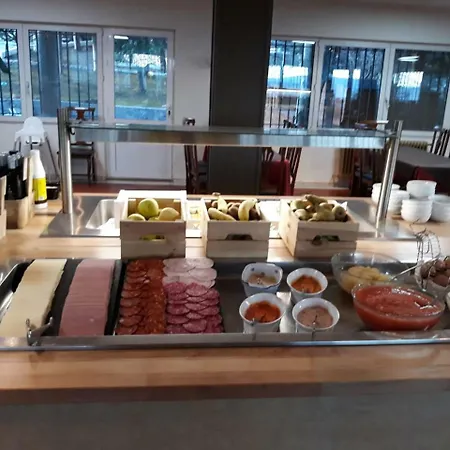Santa Cruz Hotel 3*